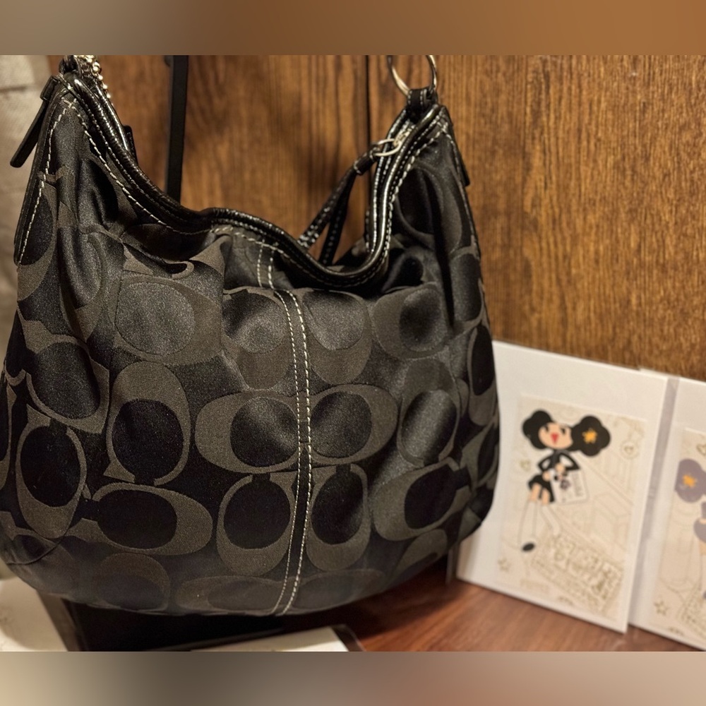 Coach Zoe Large Hobo (Signature Black) EUC - Picture 7 of 14